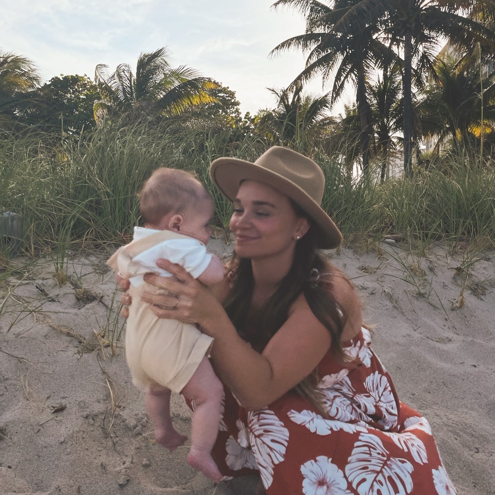 Meet your Posher, Cameran